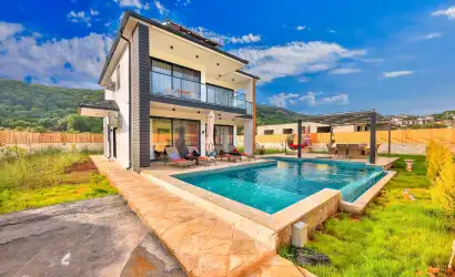 Villa manolya