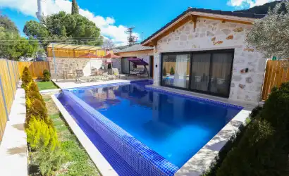 Villa anka saribelen