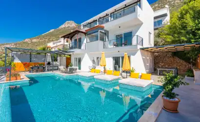 Villa Captain Lucky Kalkan Kızıltaş mevkiinde yer alan 3+1 6 kişilik deniz manzaralı villamız.