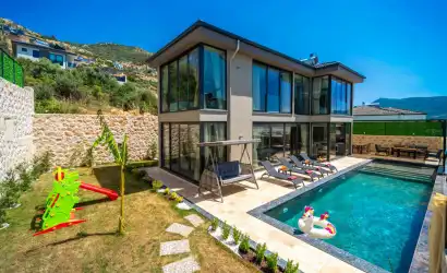 Villa Colosseum Kalkan Yeşilköy mevkiinde yer alan 2+1 villamız.