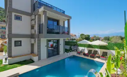 Villa Akar 3 Fethiye Merkez mevkiinde yer alan 3+1 jakuzili villamız.