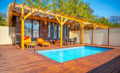 Villa Verona Fethiye Ölüdeniz Hisarönü mevkiinde yer alan 1+1 balayı villamız.