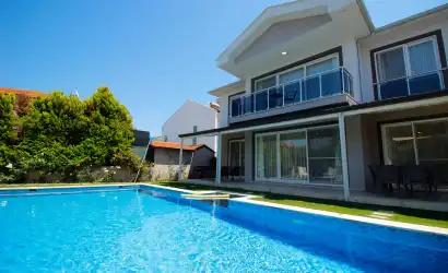 Olive Anka Dalyan Fethiye dalyan mevkiinde yer alan 4+1 villamız.