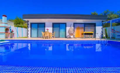 Villa Elfi – Üzümlü Kalkan’da Muhafazakar Lüks Balayı Villası | Tatilimiz Villada