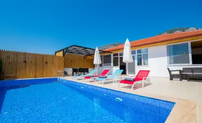 Villa Yaz Kalkan 1 Kalkan ulugöl mevkiinde muhafazakar 4 kişilik villamız.