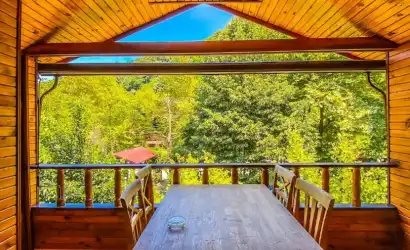 Bungalov saba 2 Sabanca mevkiinde yer alan standart jakuzili bungalovumuz