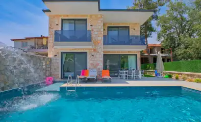 Villa Beka – Korunaklı Havuzlu Kaş Kiralık Villa | Tatilimiz Villada
