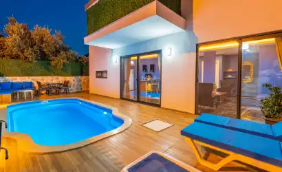 Villa Edis Kaş Kalkan Ulugöl mevkiinde yer alan 4 kişilik jakuzili villamız.