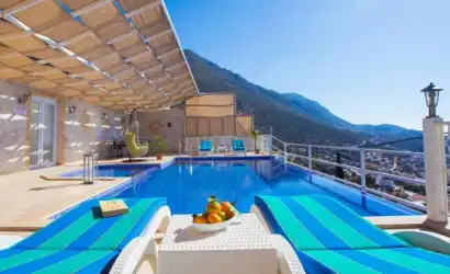 Villa Hilal Kalkan Akbel mevkiinde yer alan deniz manzaralı villamız.