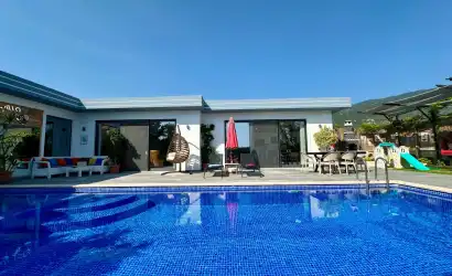 Villa Renk Kalkan Çayköy mevkiinde yer alan muhazakar 2+1 villamız.
