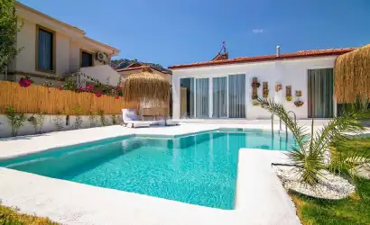 Villa Sunny Garden 1 Dalyan mevkiinde yer alan 1+1 balayı villamız.