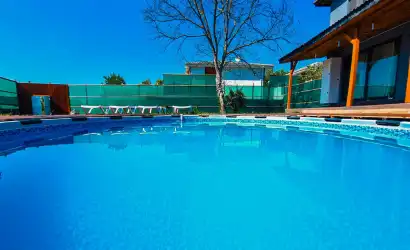 Villa Freya Sapanca mevkiinde yer alan 4+1 kapalı havuzlu ısıtmalı villamız